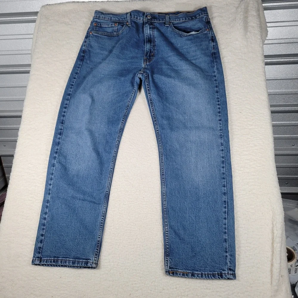 Levi's 505 Regular Fit Jeans Mens 38x30 Blue Straight Leg Medium Wash Denim